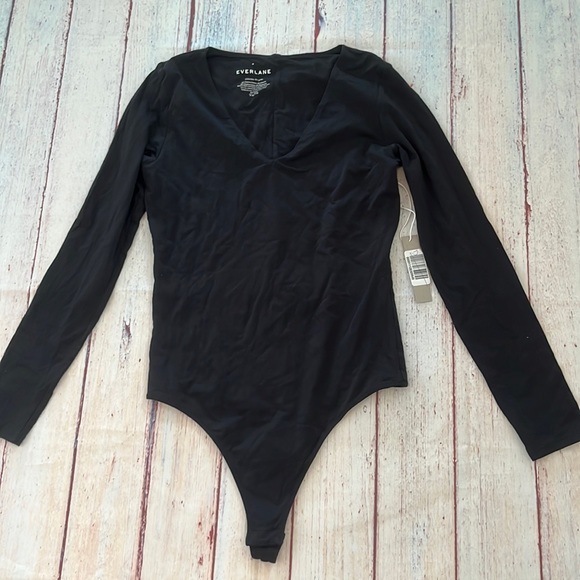 NWT Everlane the Long Sleeve V Neck Bodysuit in black - Picture 4 of 16